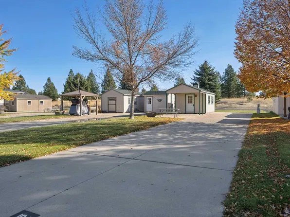 1205 N Country Club Dr #104, Deer Park, WA 99006