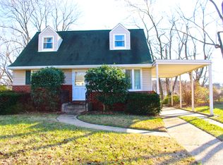 704 Marlboro Rd, Glen Burnie, MD 21061
