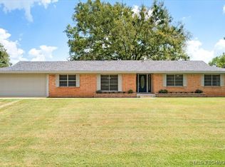 206 N Main St, Hendrix, OK 74741