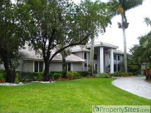 1st image of 9610 NW 39th Ct
