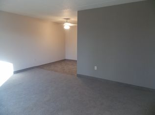 505 Rouge Rd #4111, Winnipeg, MB R3K1Y3