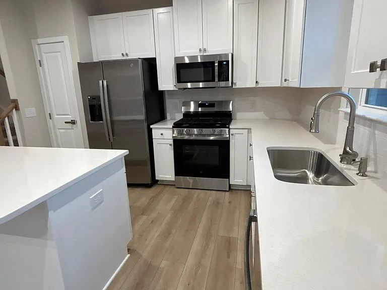 206 Lograto Ln — Photo 14