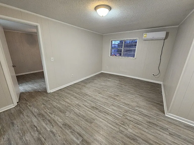 18 E Olliff St #4 — Photo 3