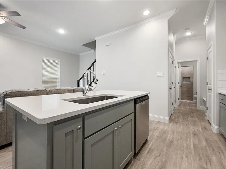 2360 Spring Park Blvd — Photo 16