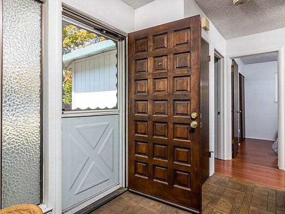 3rd image of 6448 Carmelwood Dr