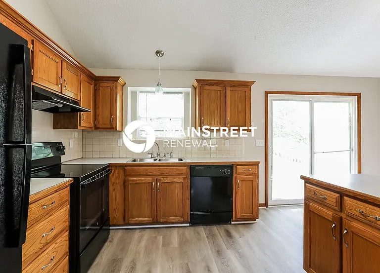 15504 Vicie Ave — Photo 6
