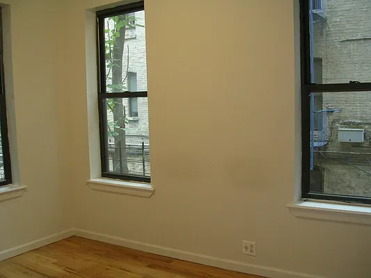 Rented by RV Realty | media 25