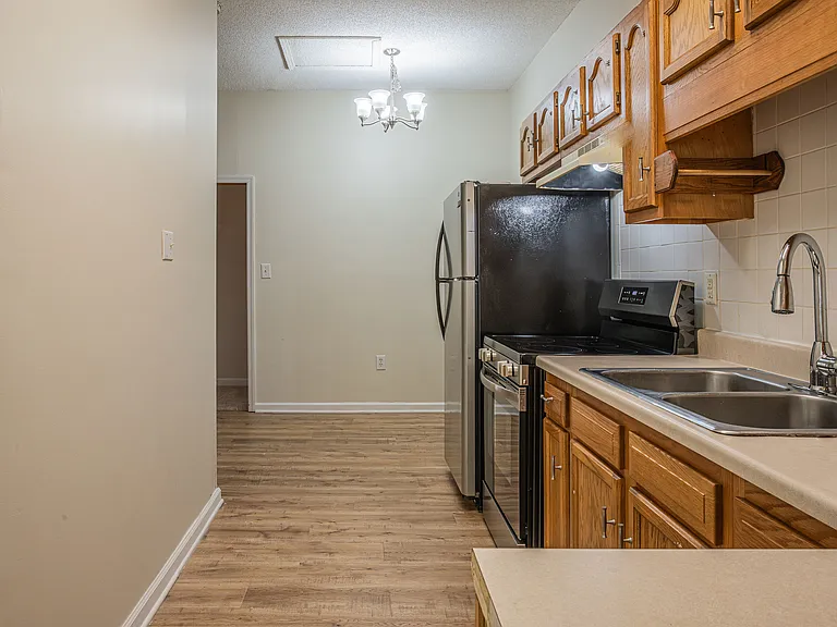 3245 Highway 61 E #1 — Photo 15