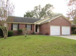 7121 Summerlin Dr, Fayetteville, NC 28306
