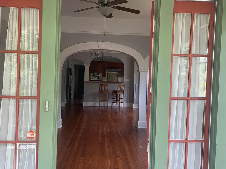 2134 S Salcedo St — Photo 28