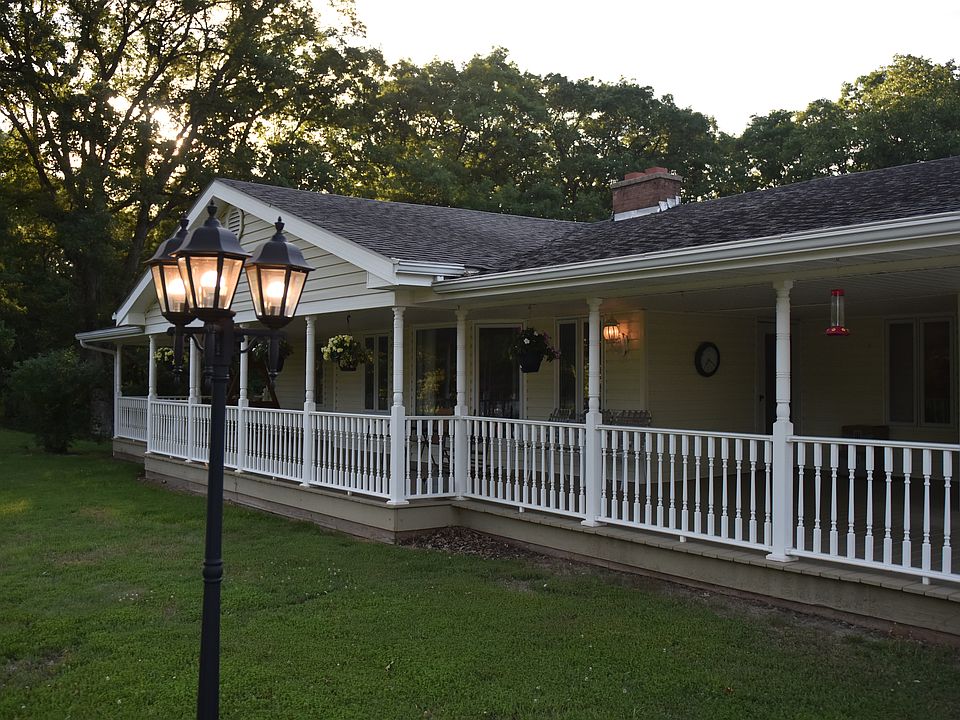 5 bedroom 5.5 acres 