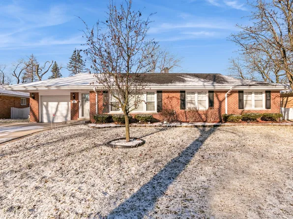 916 Braemar Rd, Flossmoor, IL 60422