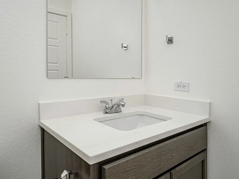 8434 Adelaide Dr — Photo 55