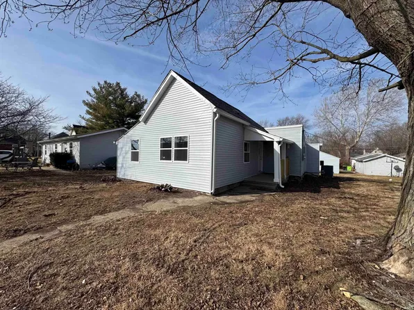 1516 Wright St, Logansport, IN 46947