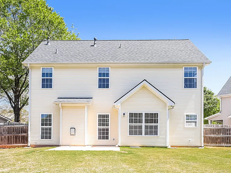 44 Palladio Way — Photo 17