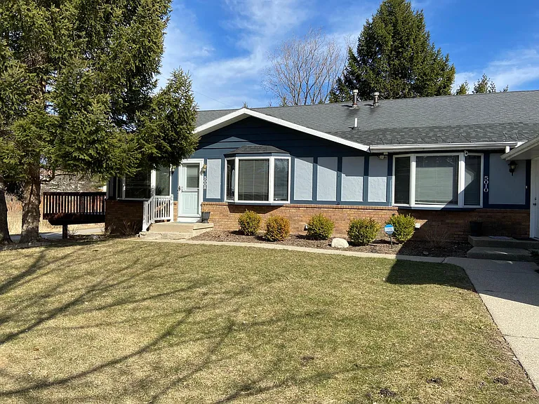 5010 Stauffer Ave SE — Photo 3