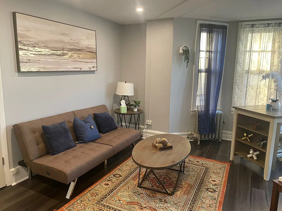 1 Leonard Pl #6