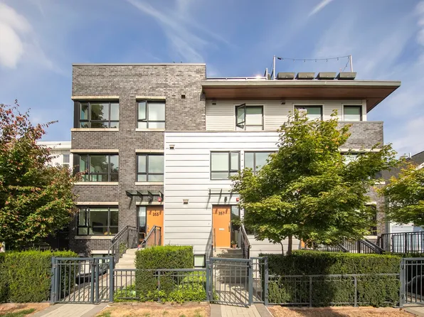 357 E 16th Ave, Vancouver, BC V5T 2T7