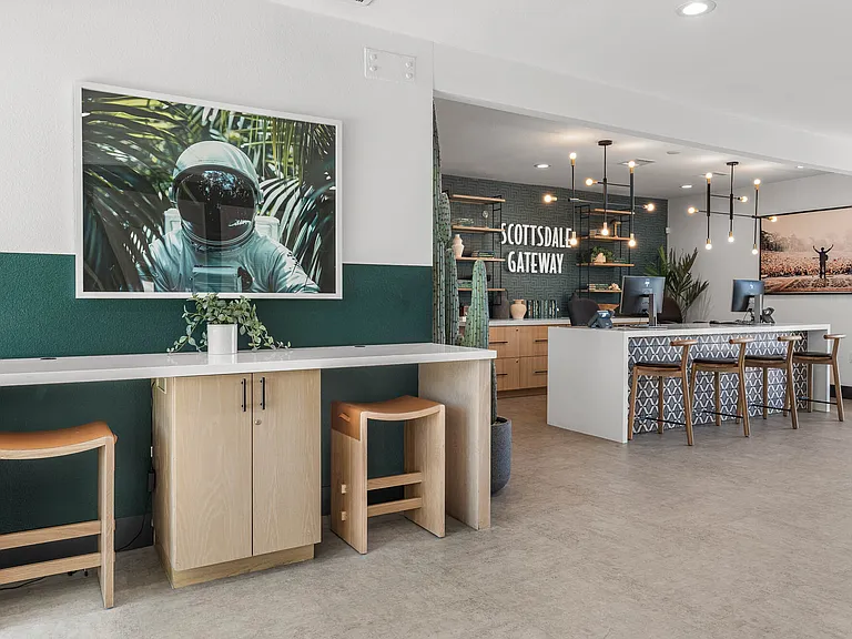 Scottsdale Gateway — Photo 19