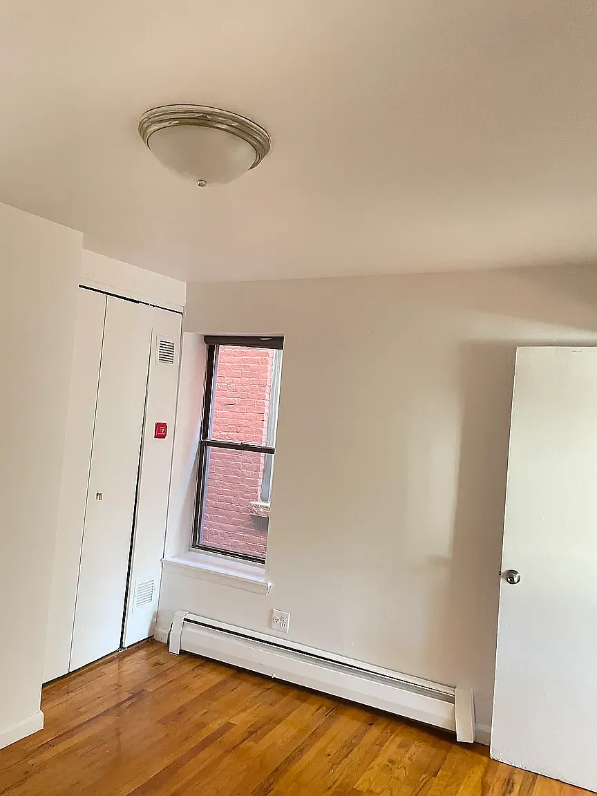 47 Clifton Place — Photo 4
