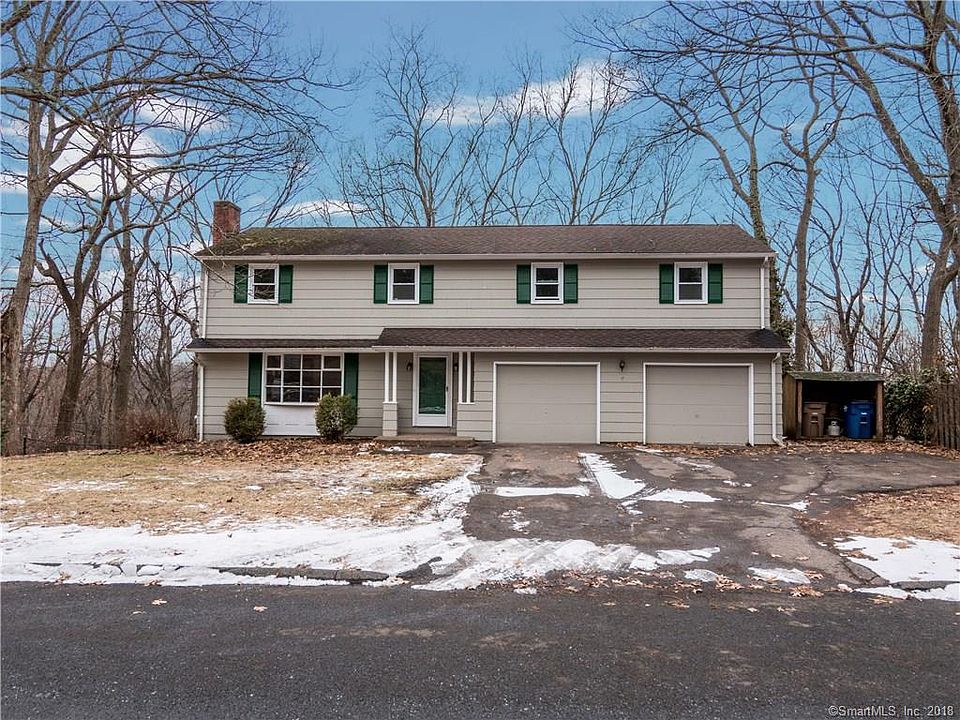 1st image of 12 Knollwood Dr