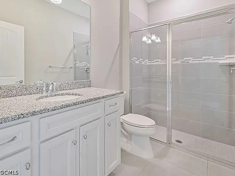 42218 Edgewater Dr — Photo 8