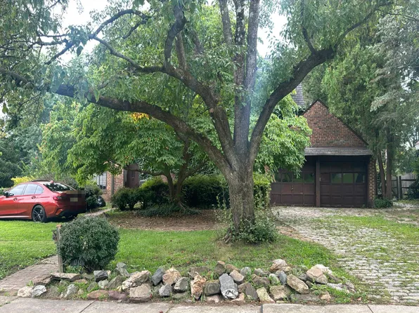 1742 Williams Way, Norristown, PA 19403