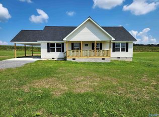 608 Lacey Rd, Henagar, AL 35978