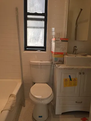 Rented by (Legacy) NY Quality Living Uptown | media 13