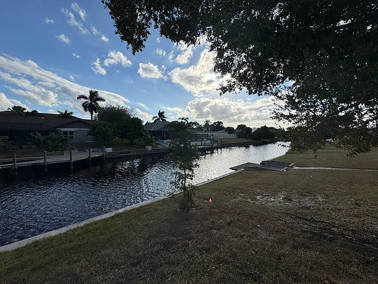 1882 Coral Point Dr — Photo 22