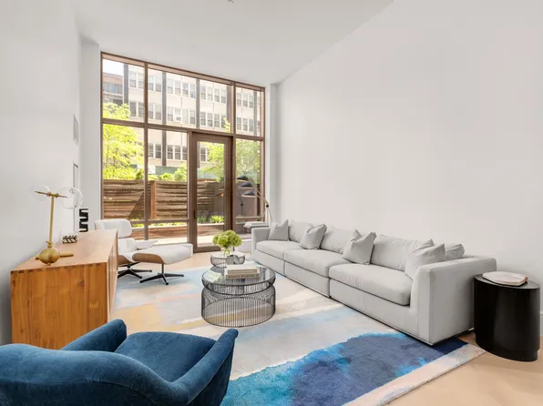 215 East 19th Street 1D image 2 of 17
