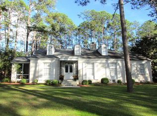 1813 S Main St, Moultrie, GA 31768