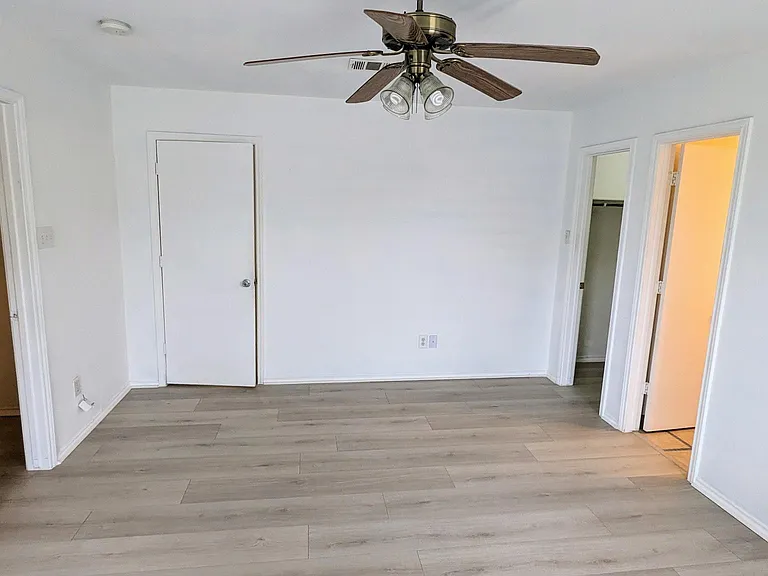 5501 Apple Orchard Ln — Photo 4