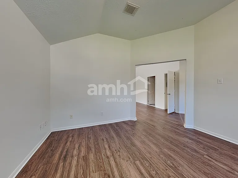 32007 Annice Ln — Photo 19