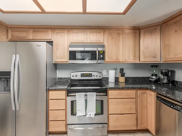 4279 N River Grove Cir #126 — Photo 9