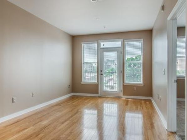 3000 Vanderbilt Pl APT 227