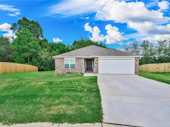 2670 Broken Spoke Ln, Farmington, AR 72730