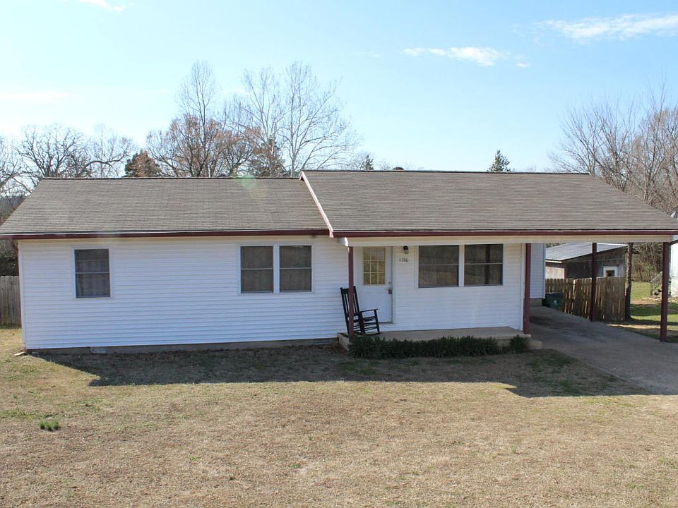 1st image of 1116 N Estes Ave