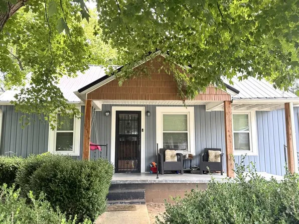 119 Woodland St, Livingston, TN 38570
