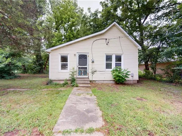 1211 N Colorado St, Nevada, MO 64772