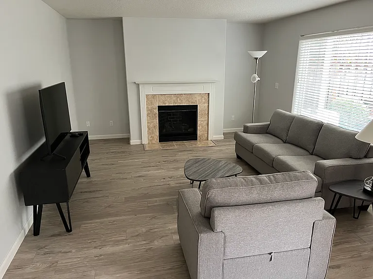 16605 NW Oak Crk #1 — Photo 27