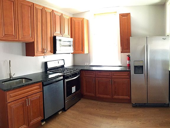 2nd image of 4914 N Lawndale Ave