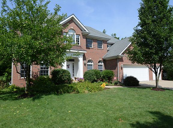 2nd image of 1723 Wiesbrock Ln