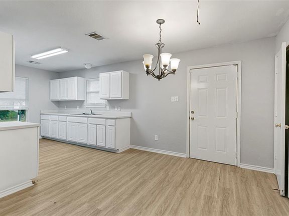 5th image of 4819 Frankford Court