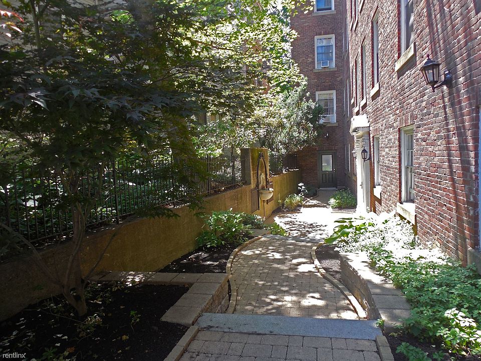16 Chauncy St. Cambridge - Harvard Square Building Photo 1
