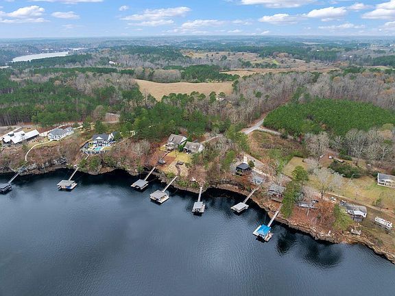 3rd image of 640 County Road 188