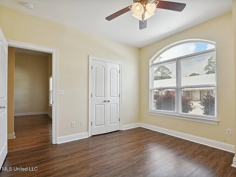 6147 Firestone St #D-1 — Photo 22