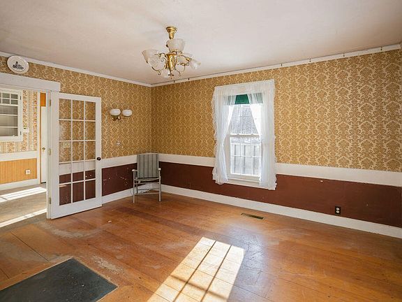 8th image of this home