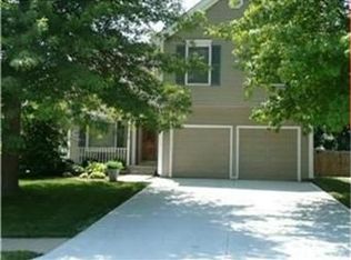 2124 E 155th St, Olathe, KS 66062