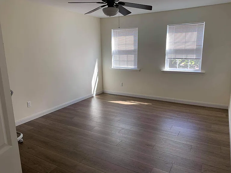329 Clemens Rd — Photo 12